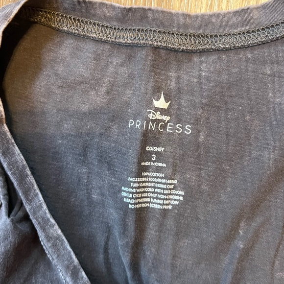 Distressed look Disney Littke Mermaid Torrid Shirt Sz 3 - Picture 4 of 4